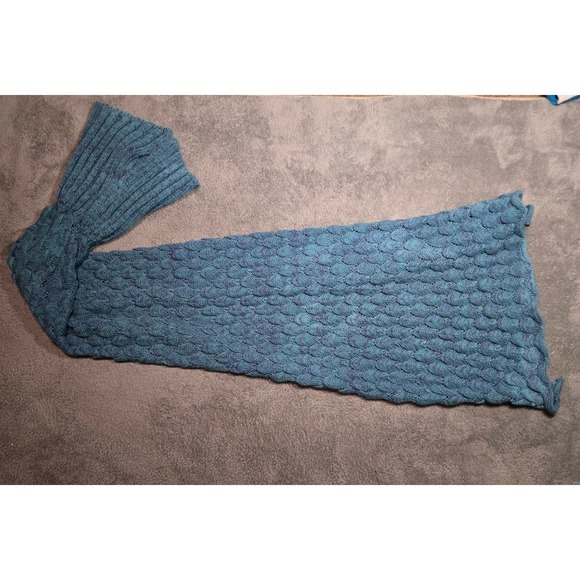 Other - Knit Teal Blue Purple Accent Adult Size Mermaid Tail Blanket Gift